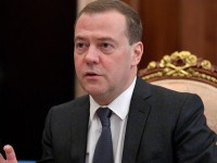 Прибывший в Казахстан Медведев встретится с Токаевым и Назарбаевым