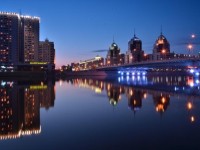 Жители спели гимн с балконов